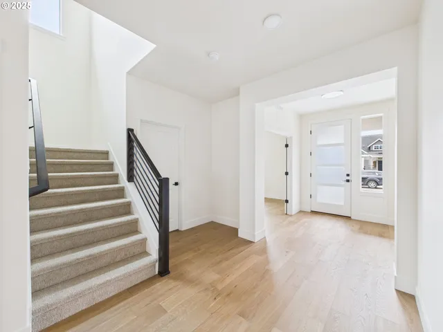 $1,149,900 | 1125 North 44th Place, Ridgefield, WA 98642