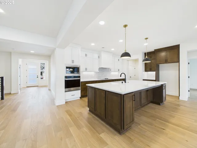 $1,149,900 | 1125 North 44th Place, Ridgefield, WA 98642