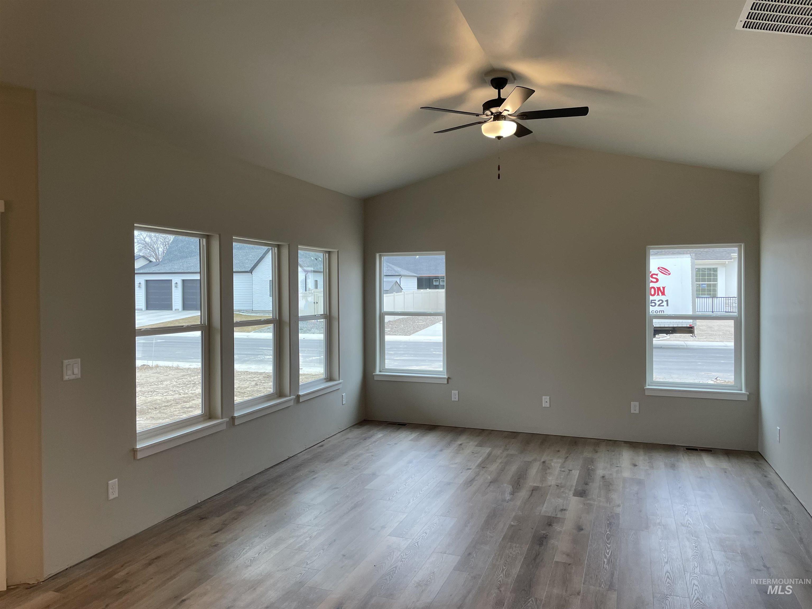 904 Quartz Road Kimberly, ID 83341 - Photo 3 of 16