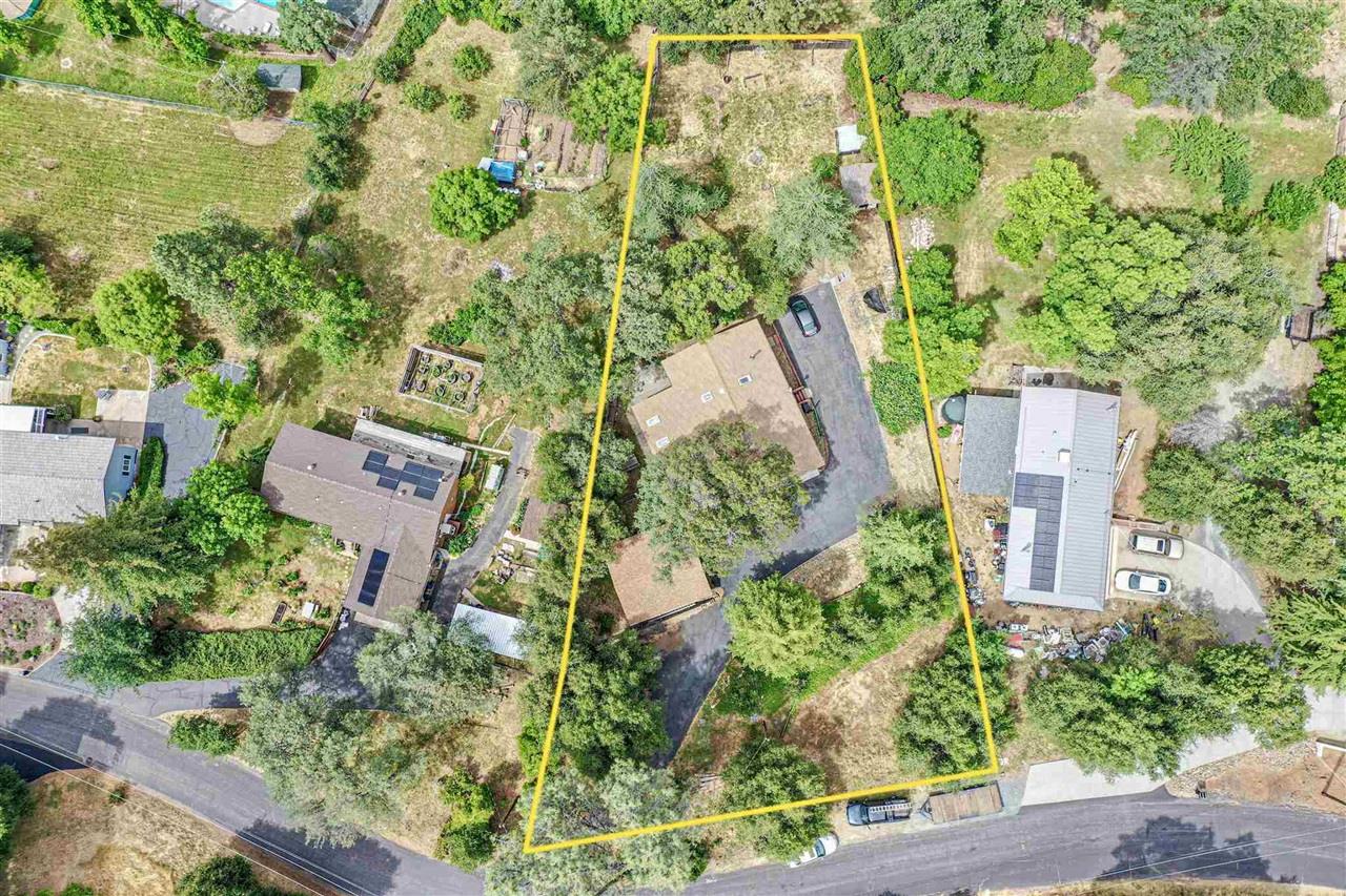 19808 Via Redonda Road Sonora, CA 95370 - Photo 3 of 33