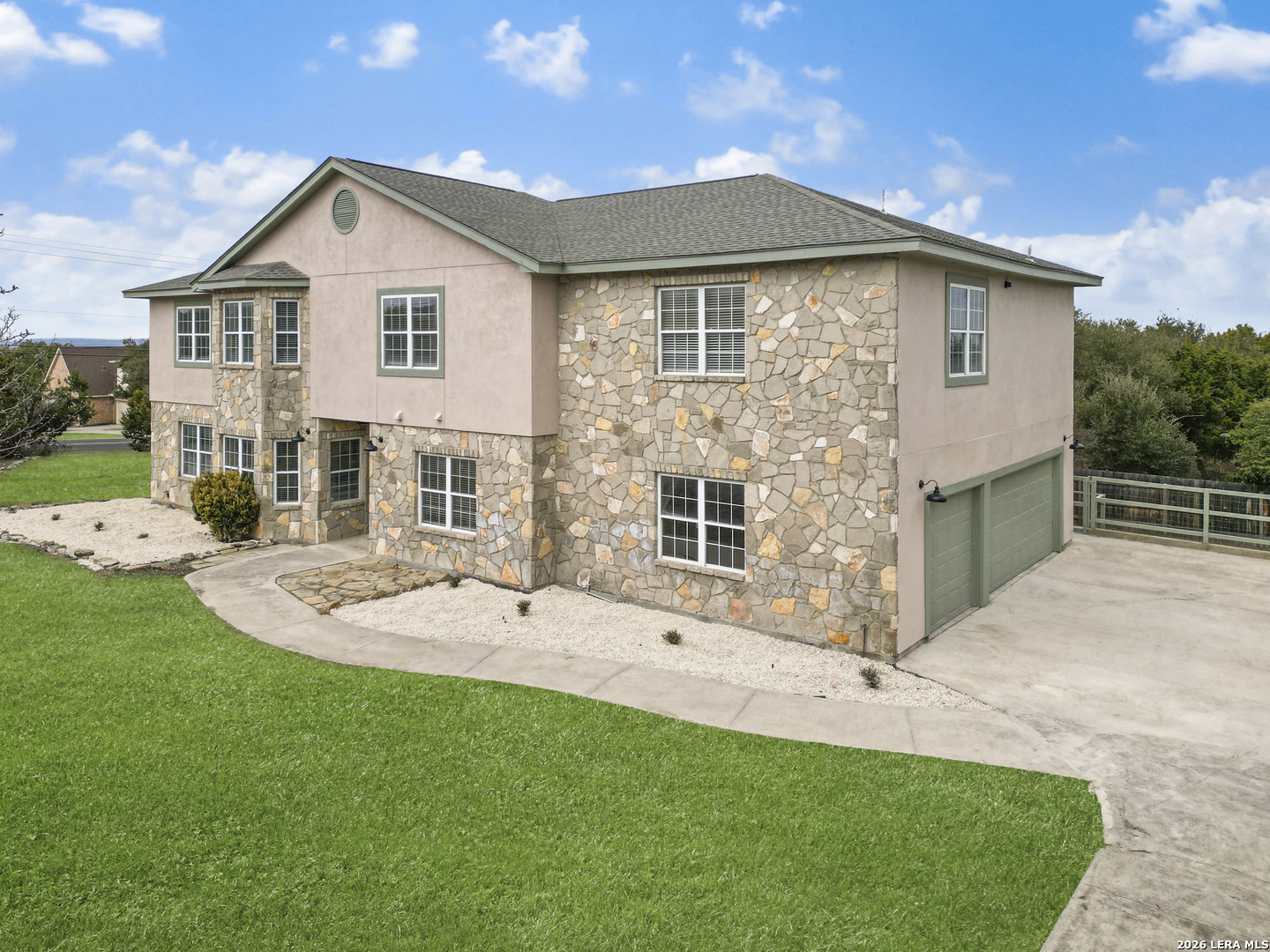 403 Vista Ridge San Antonio, TX 78260 - Photo 3 of 50
