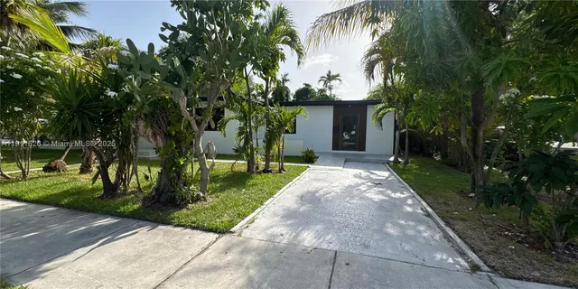 $3,300 | 12800 Northeast 12th Avenue, Unit 2, North Miami, FL 33161