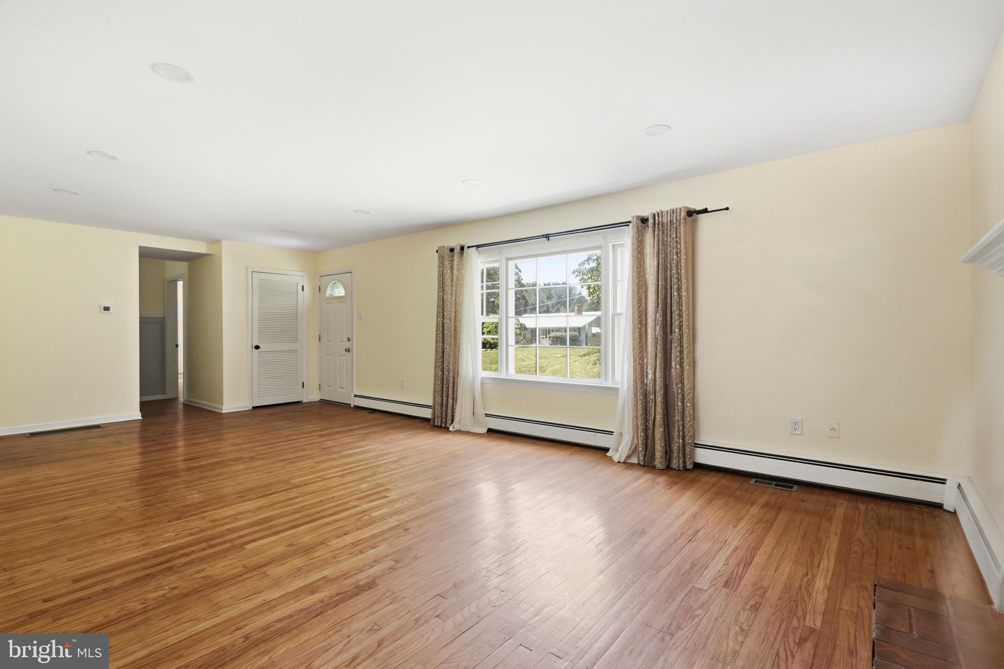 1116 Hagues Mill Road Ambler, PA 19002 - Photo 5 of 35