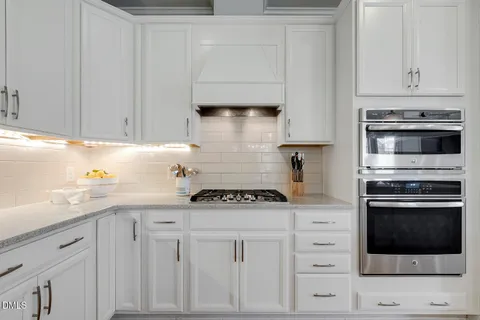 $649,000 | 538 Rowanwood Way, Apex, NC 27523