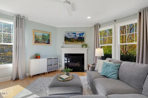 $649,000 | 538 Rowanwood Way, Apex, NC 27523