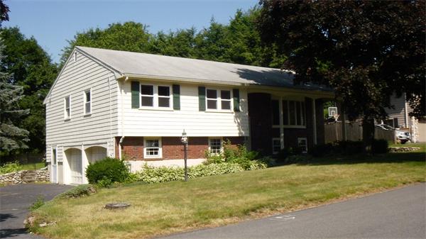 33 Lawndale Road Stoneham, MA 02180 - Photo 1 of 16 Gallery Image 1