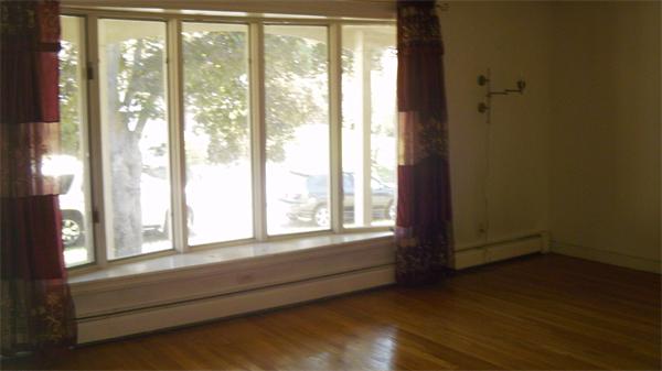 33 Lawndale Road Stoneham, MA 02180 - Photo 8 of 16 Gallery Image 8