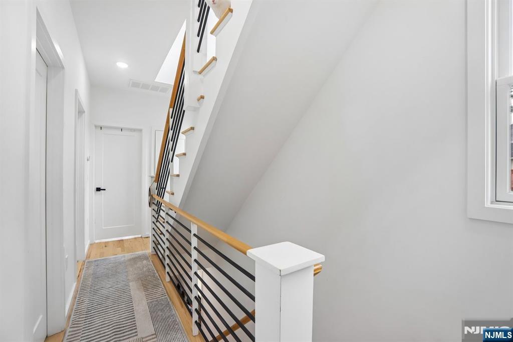 15 Wheeler Street, Unit B Montclair, NJ 07042 - Photo 5 of 17