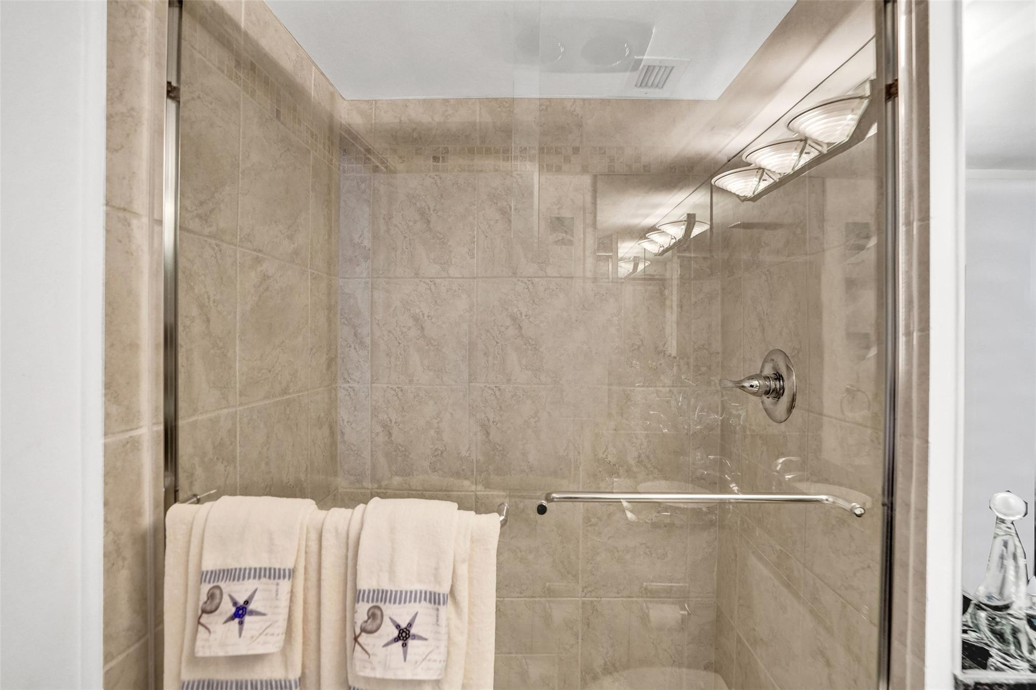 303 North Riverside Drive, Unit PH3 Pompano Beach, FL 33062 - Photo 17 of 32 Photo 17