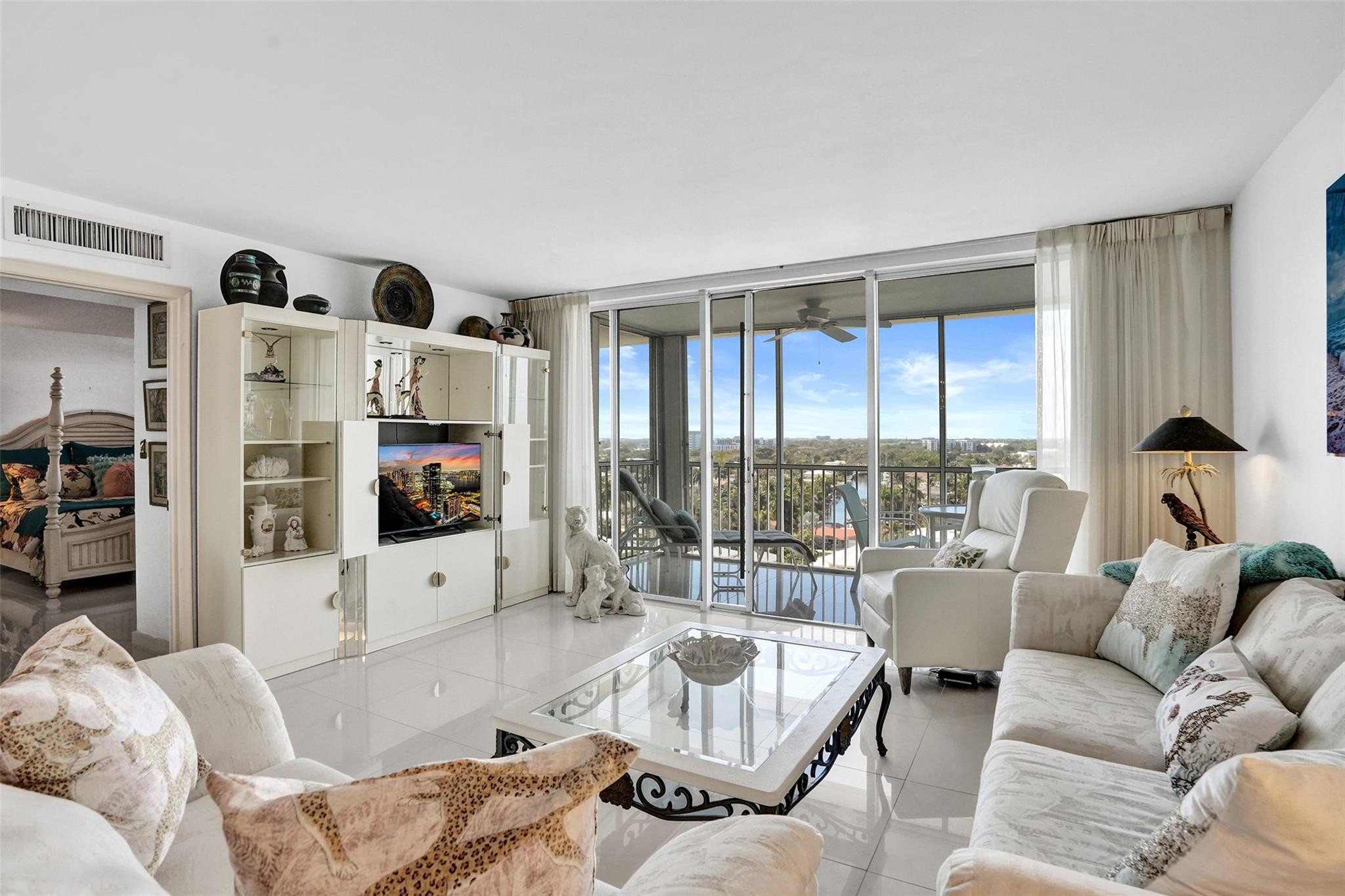 303 North Riverside Drive, Unit PH3 Pompano Beach, FL 33062 - Photo 6 of 32 Photo 6