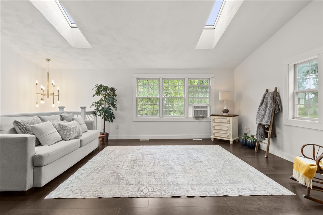 40 Poppy Place Warwick, RI 02886 - Photo 4 of 50
