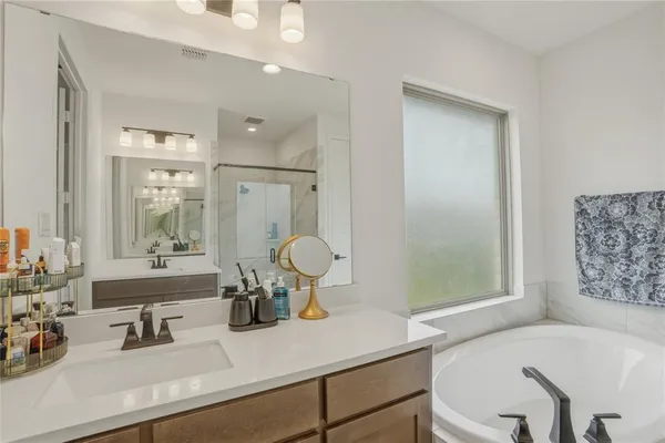 $3,300 | 908 Maple Leaf Lane, Haslet, TX 76052