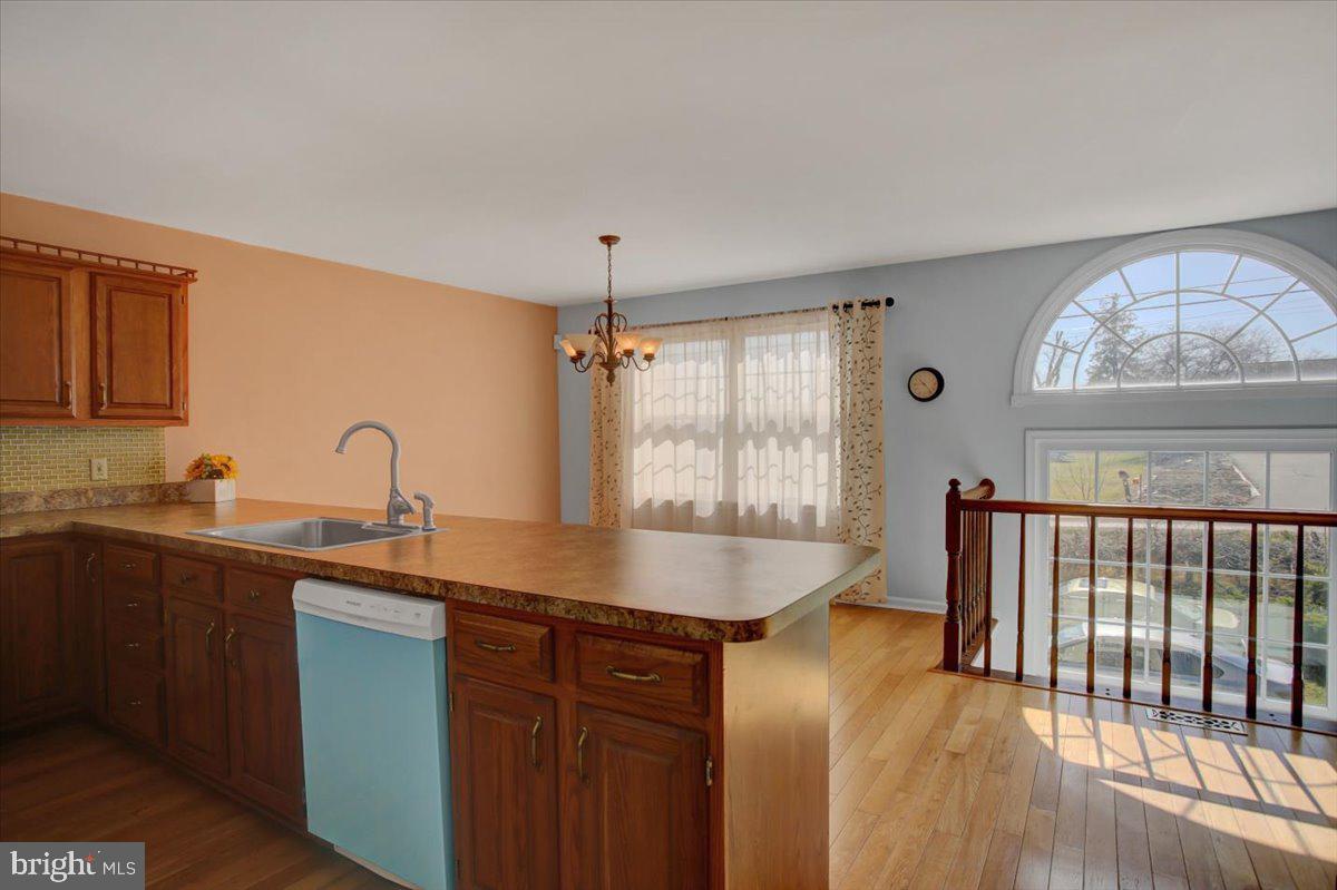 1551 Brechbill Road Chambersburg, PA 17202 - Photo 12 of 36 Gallery Image 12