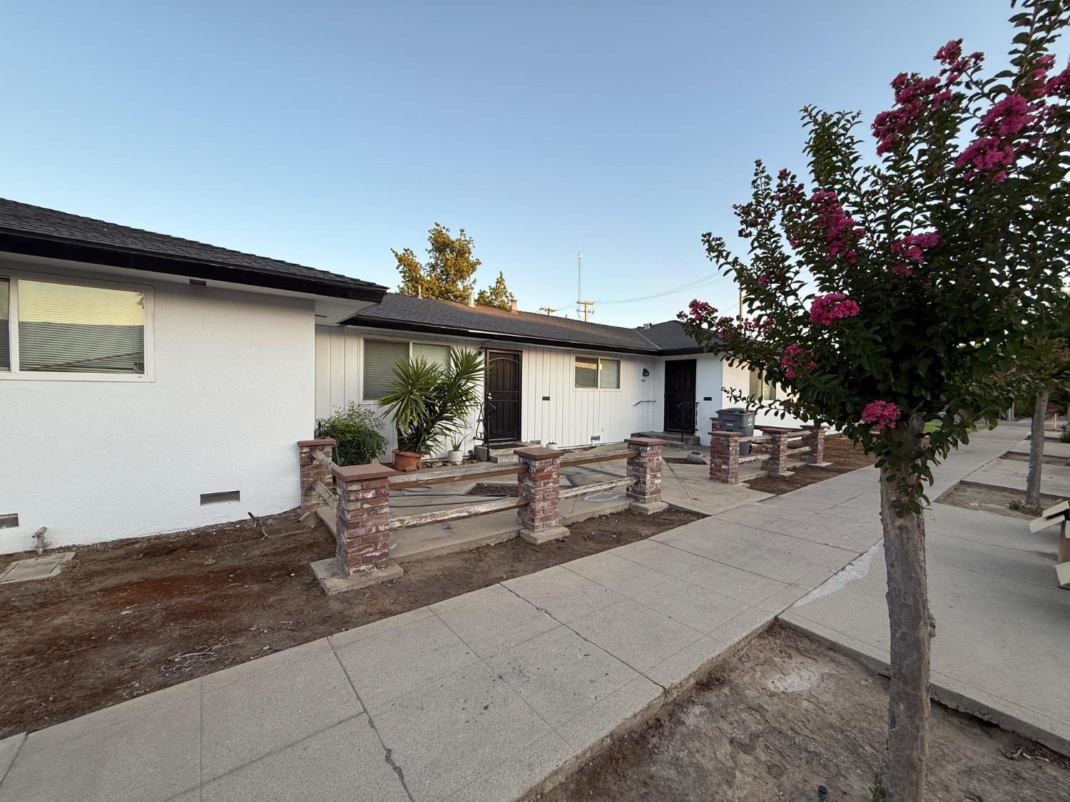 1205 F Street Reedley, CA 93654 - Photo 2 of 33 a view of a house with a patio