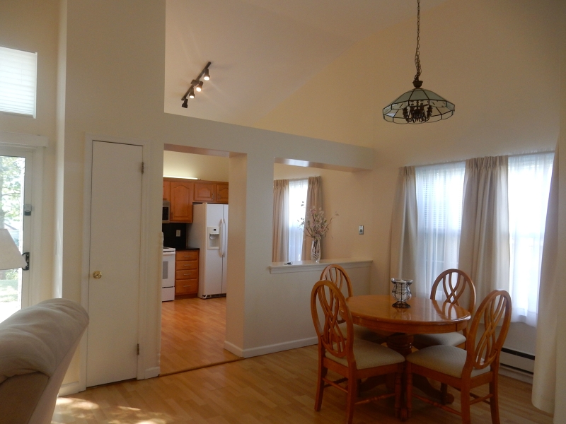 419 Cardinal Lane Bedminster, NJ 07921 - Photo 7 of 24