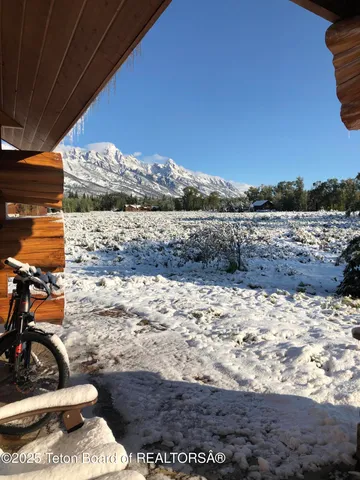 $6,975,000 | 10200 North West Meadow Road, Jackson, WY 83001