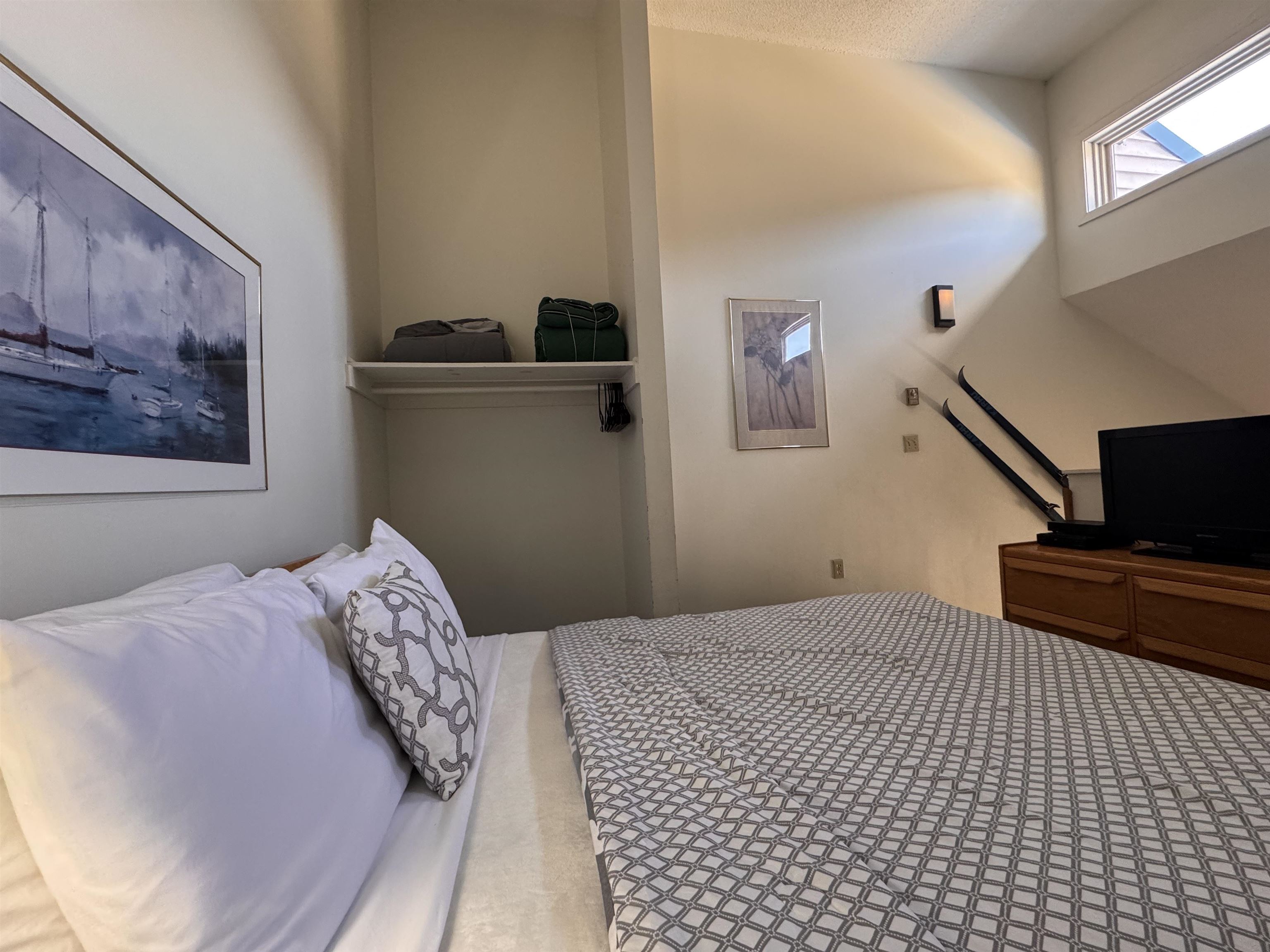 36 Lodge Road, Unit B313 Lincoln, NH 03251 - Photo 13 of 34