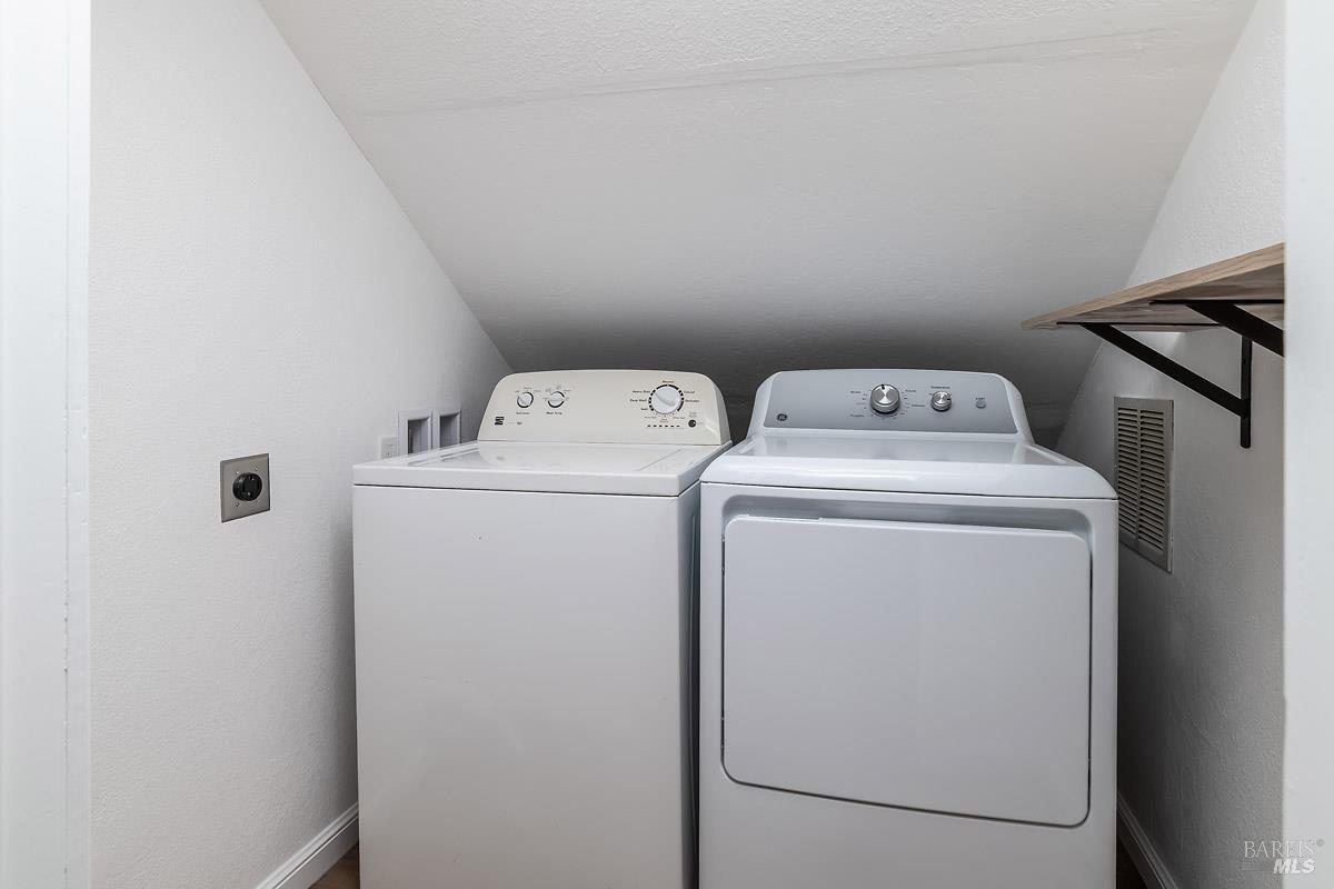 523 B Street San Rafael, CA 94901 - Photo 23 of 37 a utility room with dryer and washer
