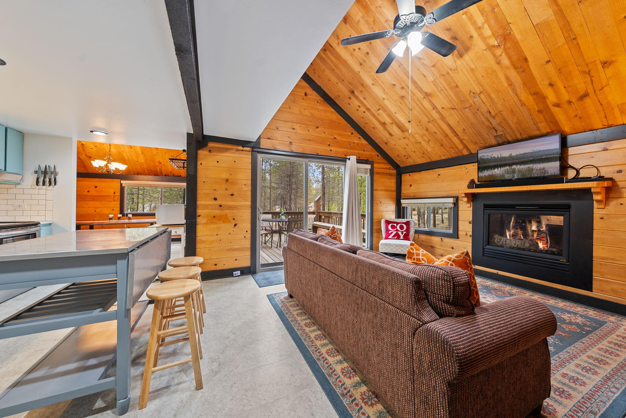 57377 Overlook Road Sunriver, OR 97707 - Photo 3 of 50 6-web-or-mls-Riley Visuals-6