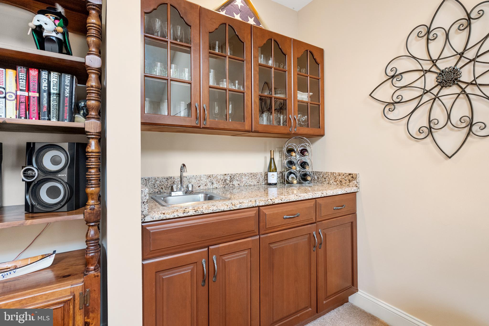 38 Craig Lane Malvern, PA 19355 - Photo 21 of 68 Wet bar
