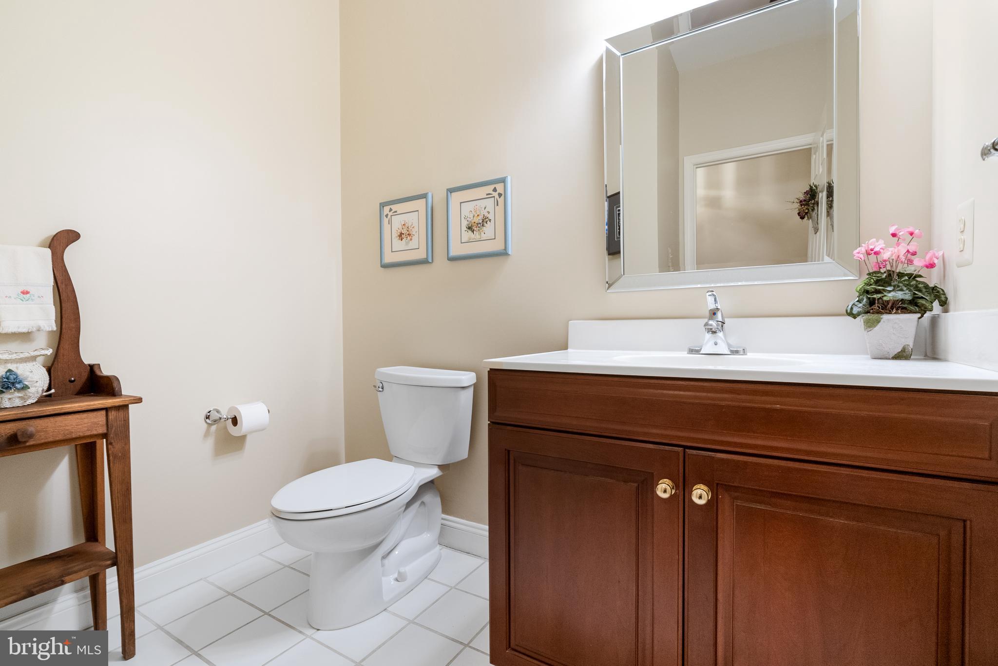 38 Craig Lane Malvern, PA 19355 - Photo 27 of 68 Powder Room
