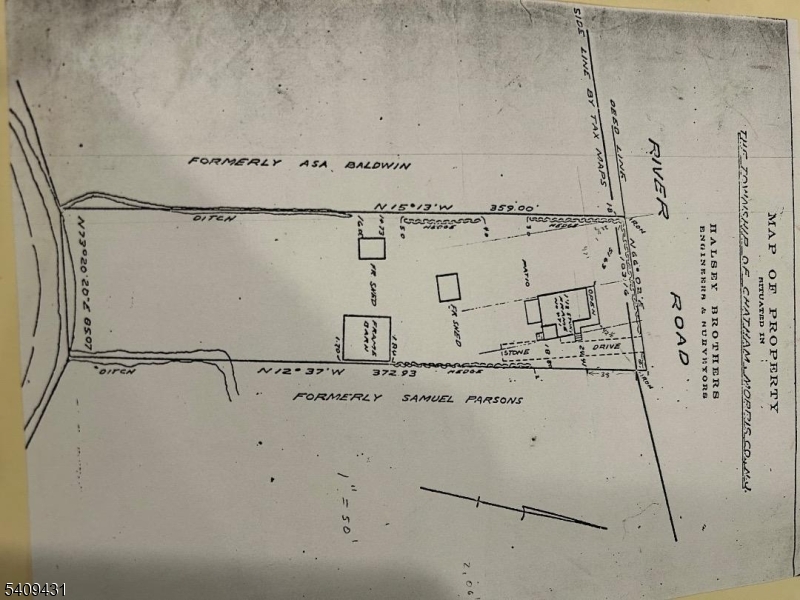 471 River Road Chatham, NJ 07928 - Photo 2 of 2 a bathroom with a shower