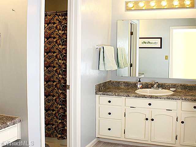 1900 Milan Road Greensboro, NC 27410 - Photo 10 of 14 Master Bath/Spa.