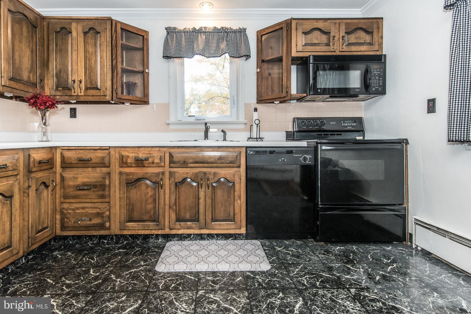 1145 County Line Road Huntingdon Valley, PA 19006 - Photo 22 of 53 Kitchen