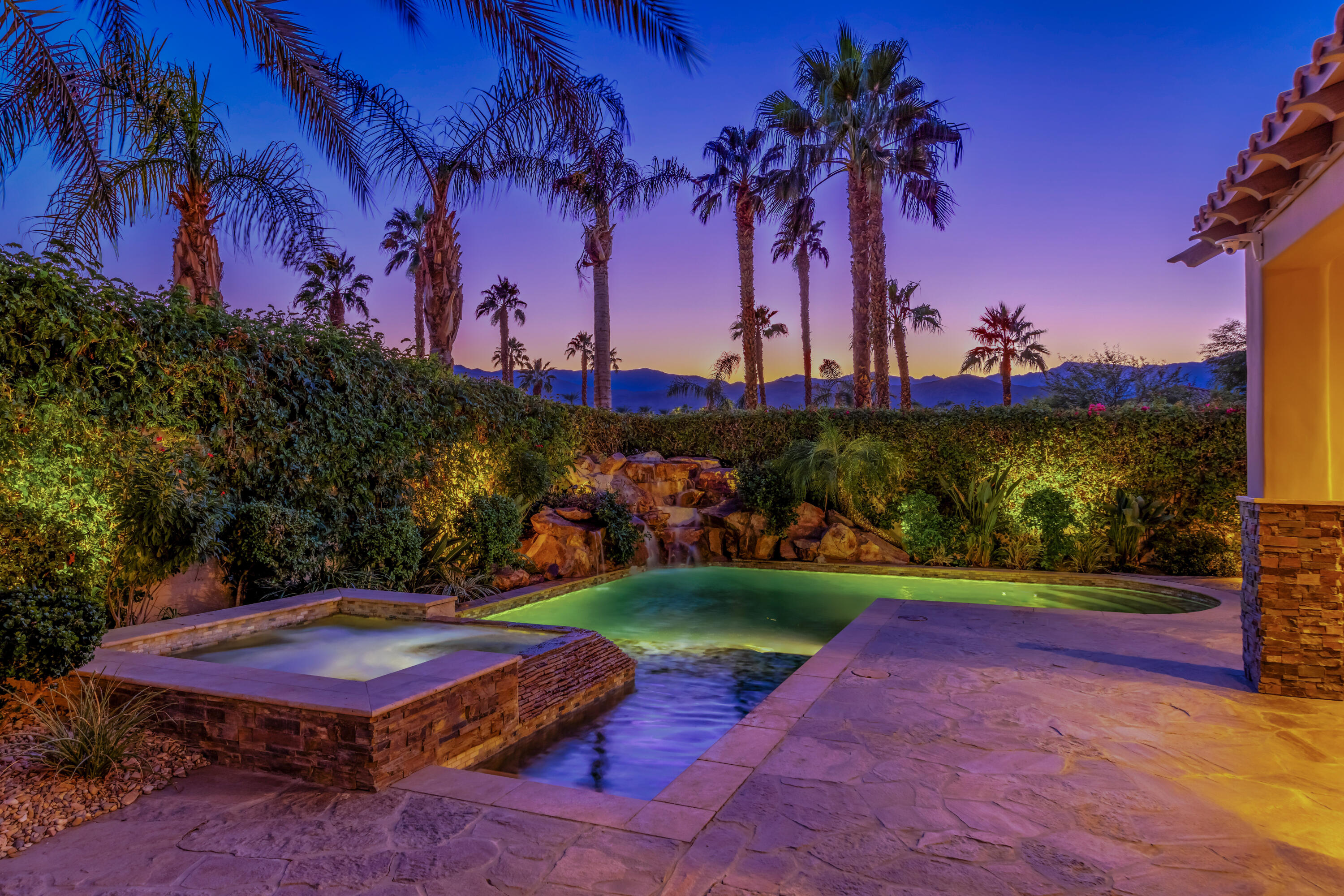 12 Bellisimo Court Rancho Mirage, CA 92270 - Photo 1 of 55 1.0-2