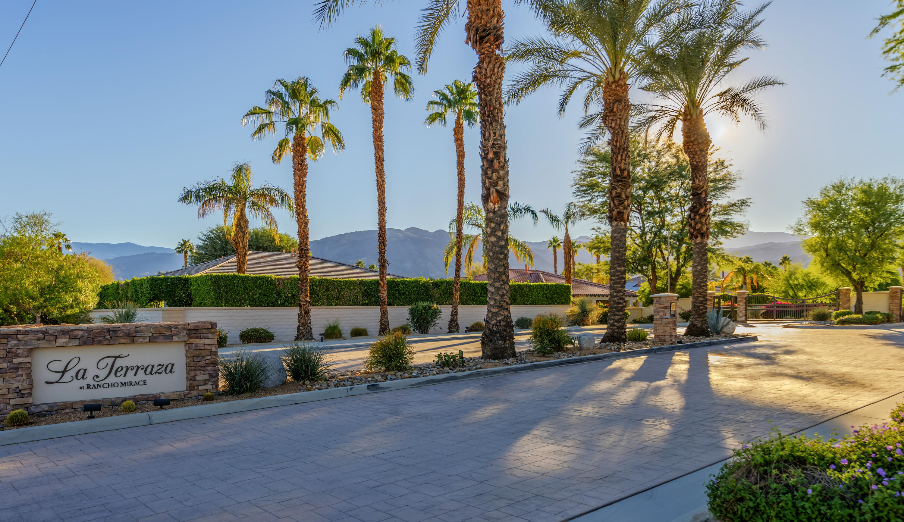 12 Bellisimo Court Rancho Mirage, CA 92270 - Photo 7 of 55 6C5A9112_3_4-2
