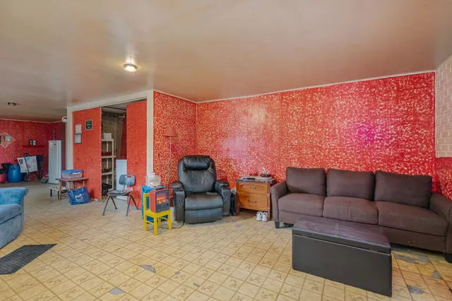 $162,000 | 15319 Cherry Lane, Markham, IL 60428