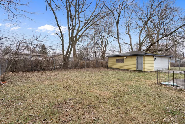 $162,000 | 15319 Cherry Lane, Markham, IL 60428