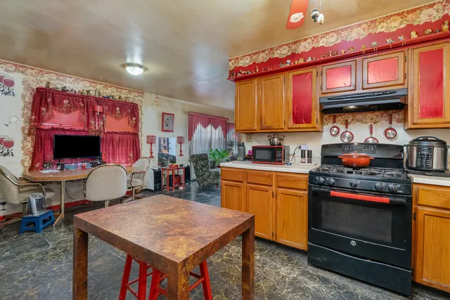 $162,000 | 15319 Cherry Lane, Markham, IL 60428