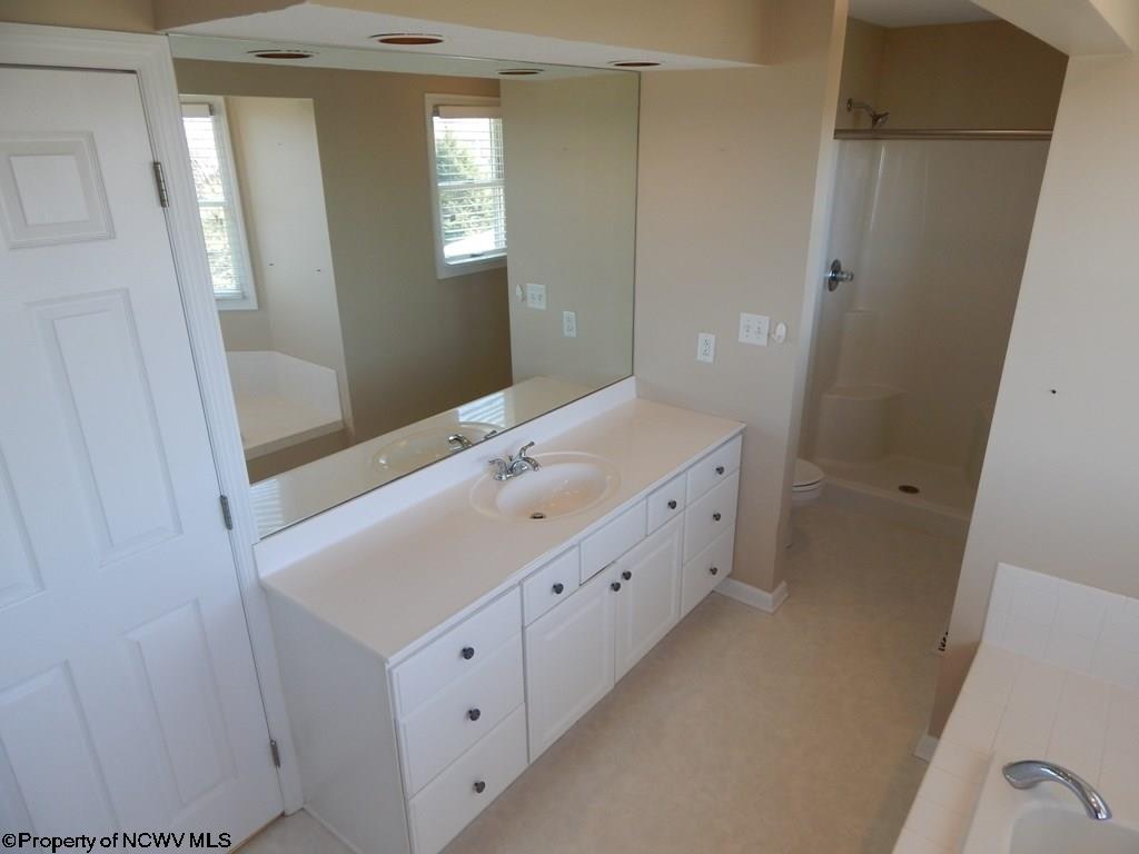 1244 Kings Road Morgantown, WV 26508 - Photo 13 of 20 Gallery Image 13