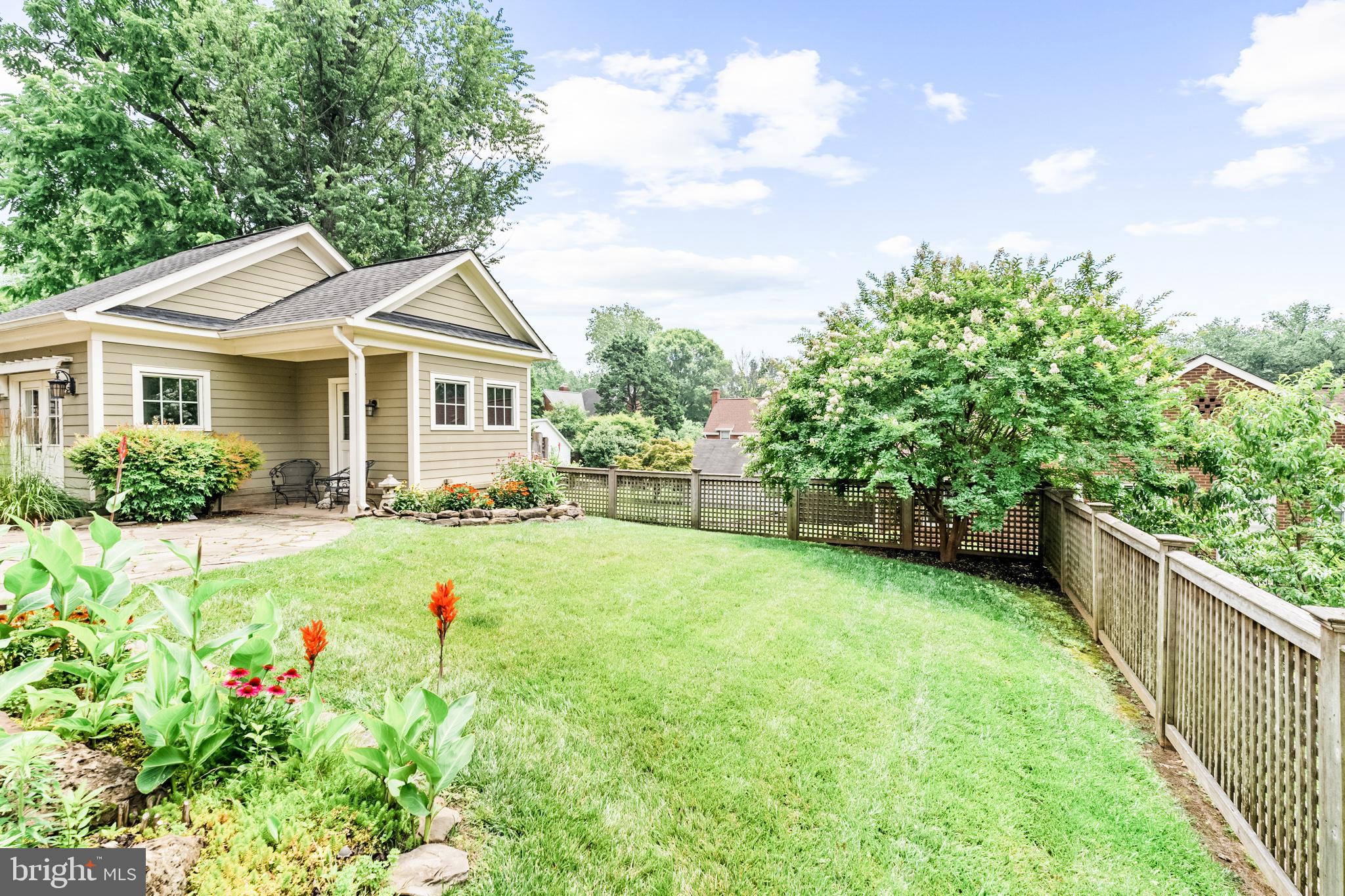 2028 Lanier Drive Silver Spring, MD 20910 - Photo 9 of 10