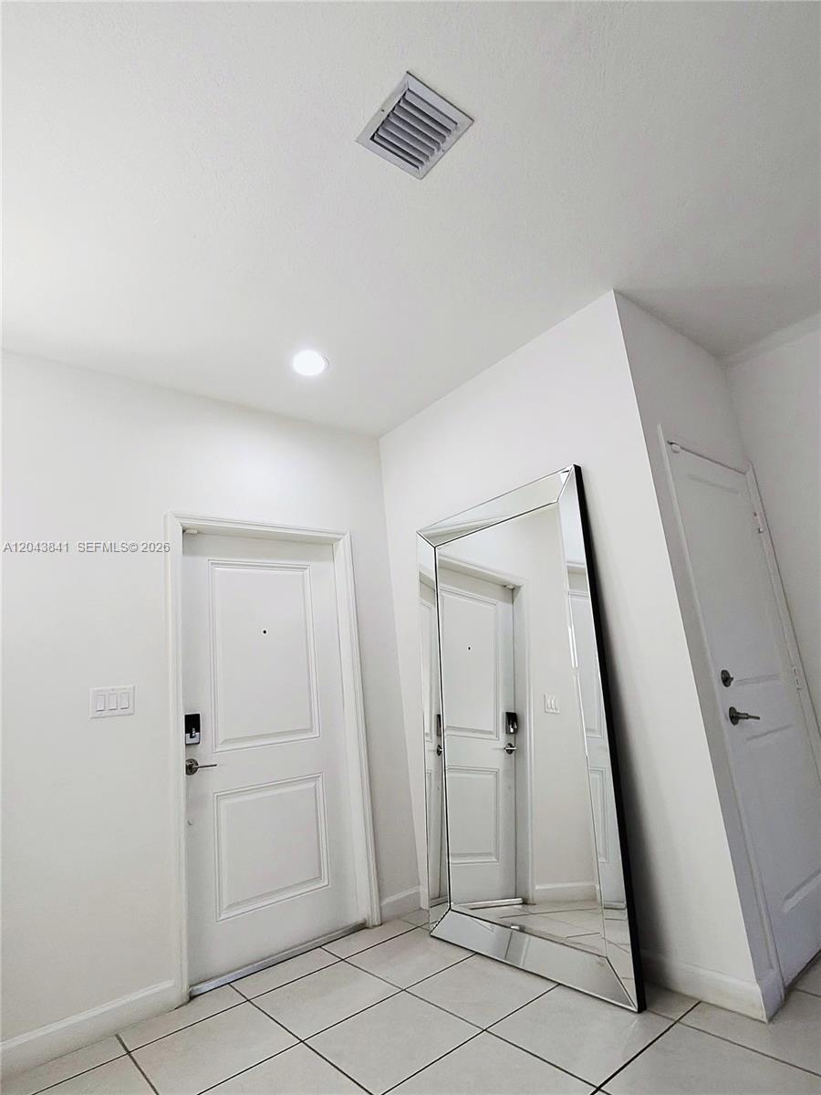 23013 Southwest 128th Place Miami, FL 33177 - Photo 10 of 31