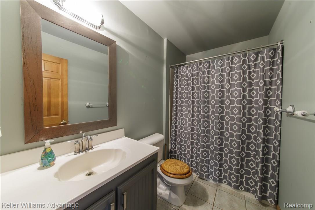 10547 North Territorial Road Dexter, MI 48130 - Photo 19 of 45 N Territorial_10547(Lower)Bathroom01_02.jpg