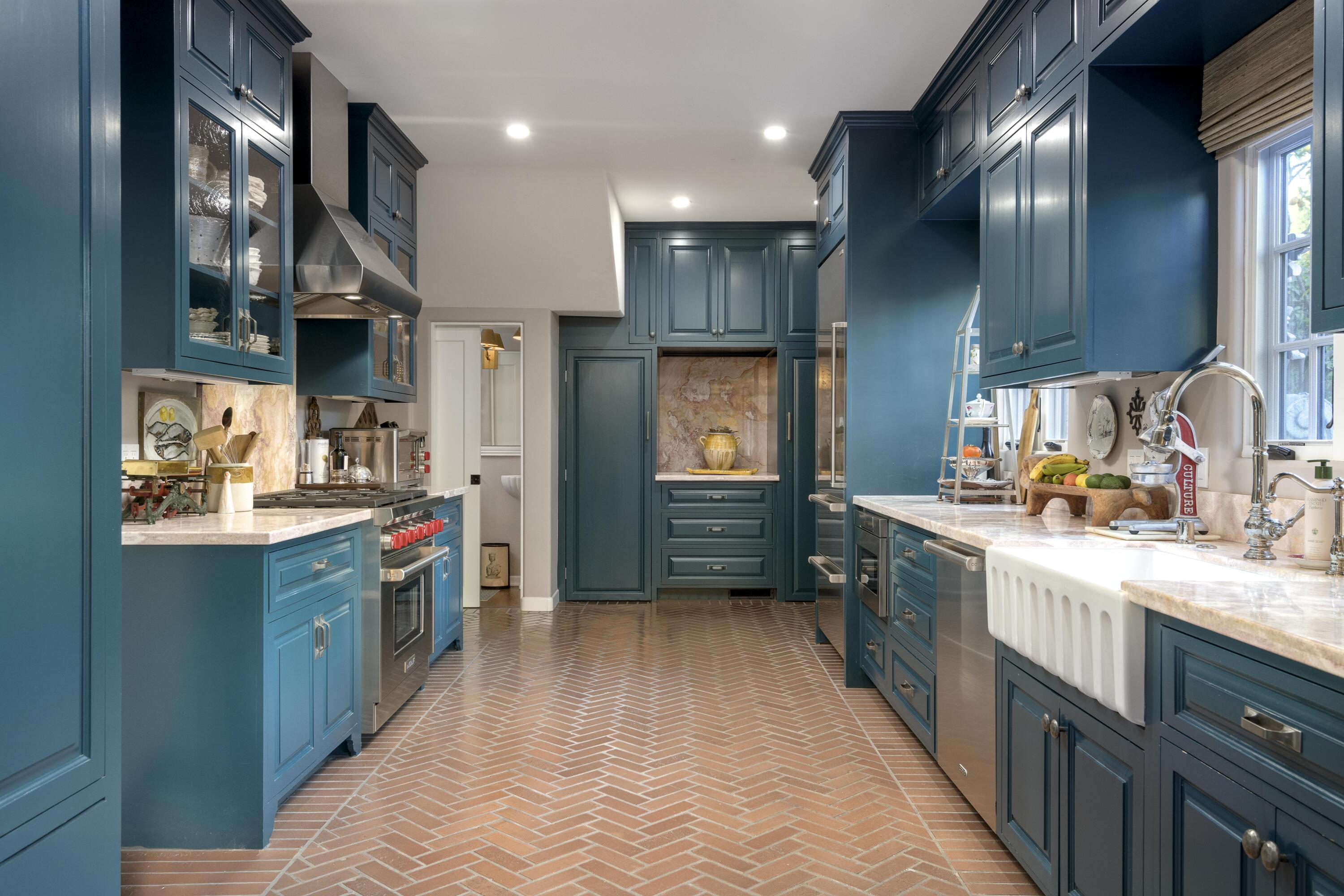 1318 Alta Vista Road Santa Barbara, CA 93103 - Photo 13 of 44 a kitchen with stainless steel appliances granite countertop a sink stove and cabinets