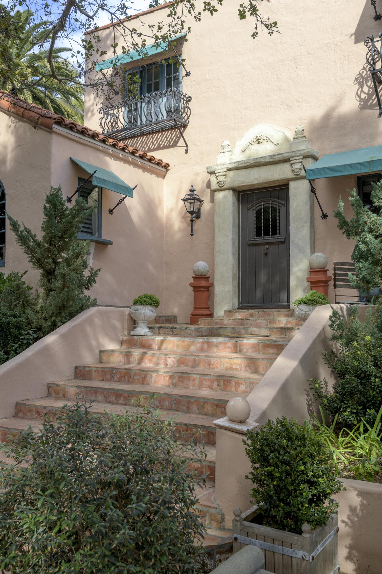 1318 Alta Vista Road Santa Barbara, CA 93103 - Photo 37 of 44 a view of a house with a yard