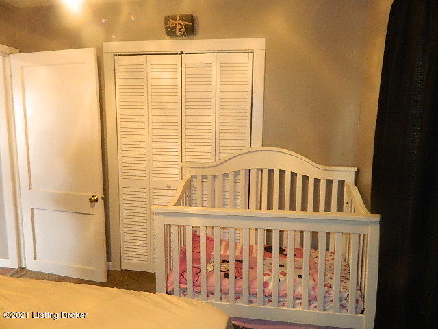 6669 Rutledge Road Louisville, KY 40258 - Photo 14 of 28 DSCN5259