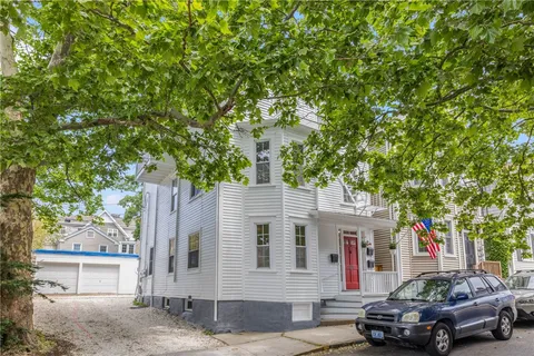 $729,000 | 28 Young Street, Unit 1, Newport, RI 02840
