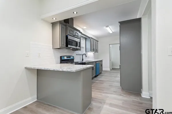 $269,900 | 1704 East Houston Street, Tyler, TX 75702