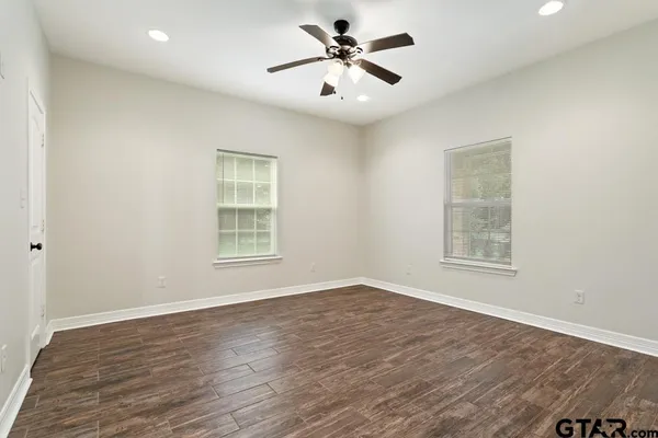 $269,900 | 1704 East Houston Street, Tyler, TX 75702