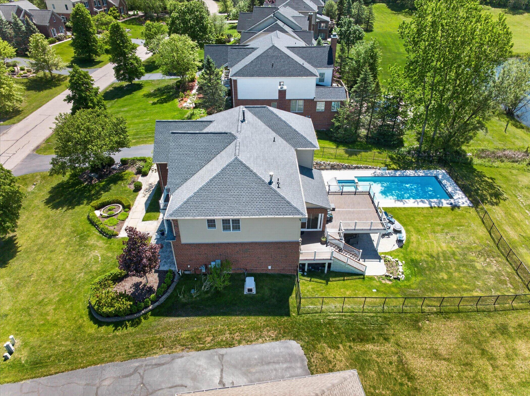 2931 Walnut Ridge Drive Ann Arbor, MI 48103 - Photo 86 of 102 105-2931-Walnut-Ridge-Dr-WindowStill-Pho