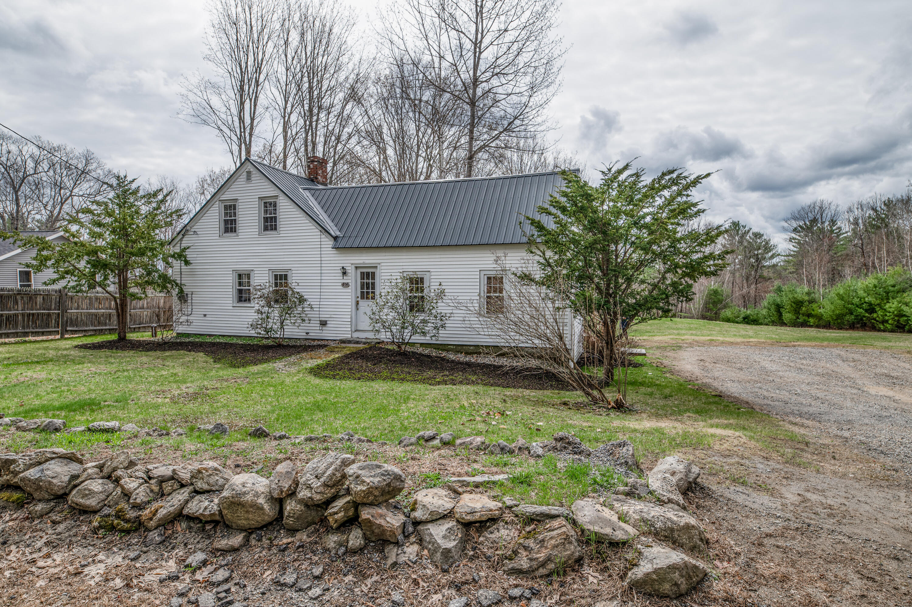 214 Costello Road Gardiner, ME 04345 - Photo 2 of 17 Exterior3