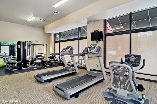 $4,200 | 600 West Drummond Place, Unit 413, Chicago, IL 60614