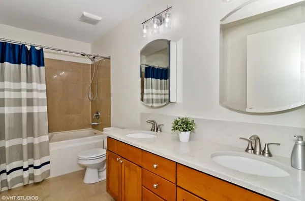 $4,200 | 600 West Drummond Place, Unit 413, Chicago, IL 60614