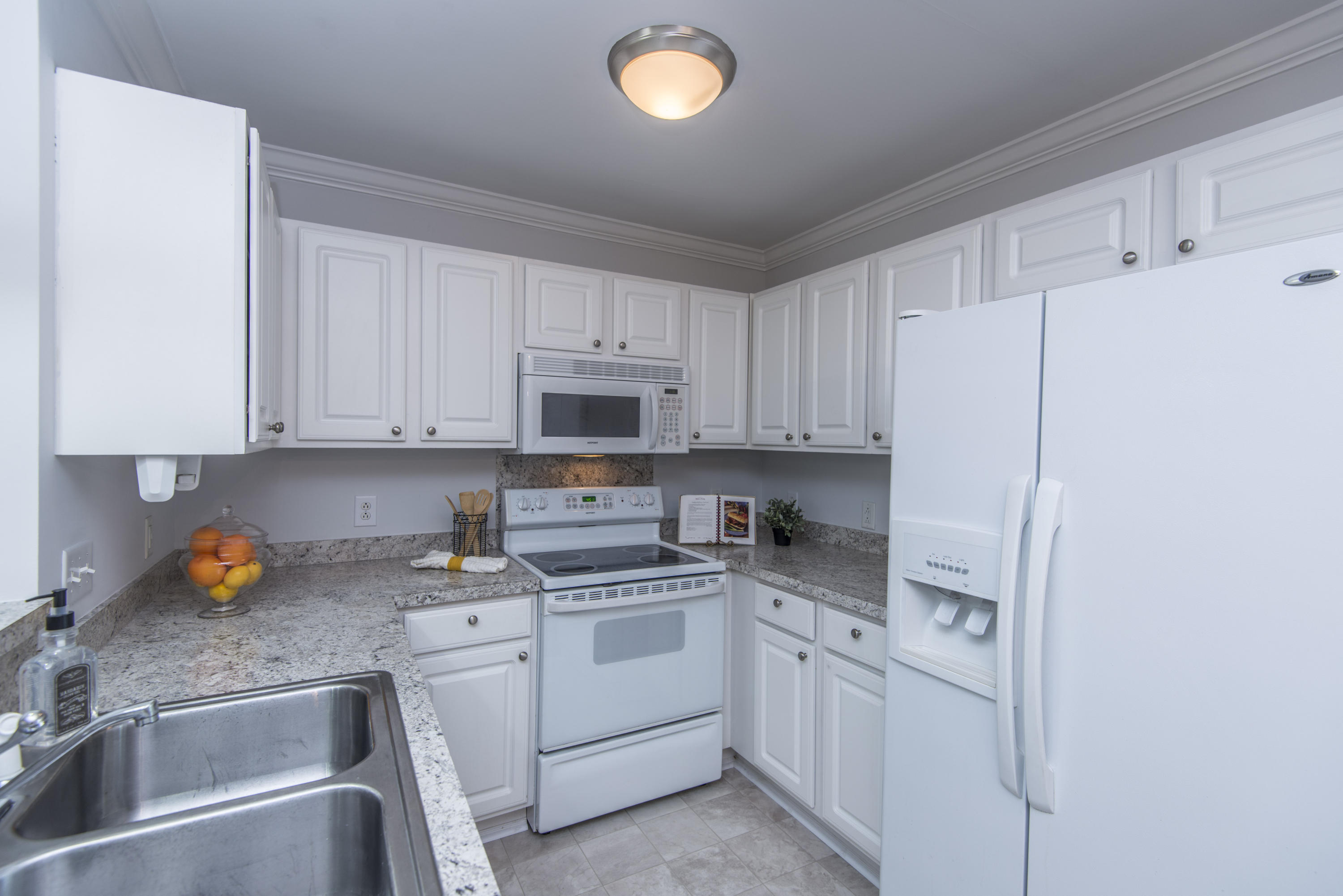 1684 Lauda Drive Mount Pleasant, SC 29464 - Photo 7 of 24 _DSC5364
