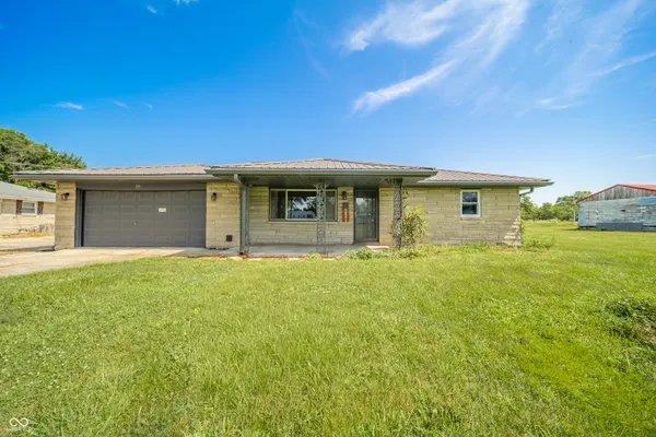 $289,900 | 119 West Main Street, Markleville, IN 46056