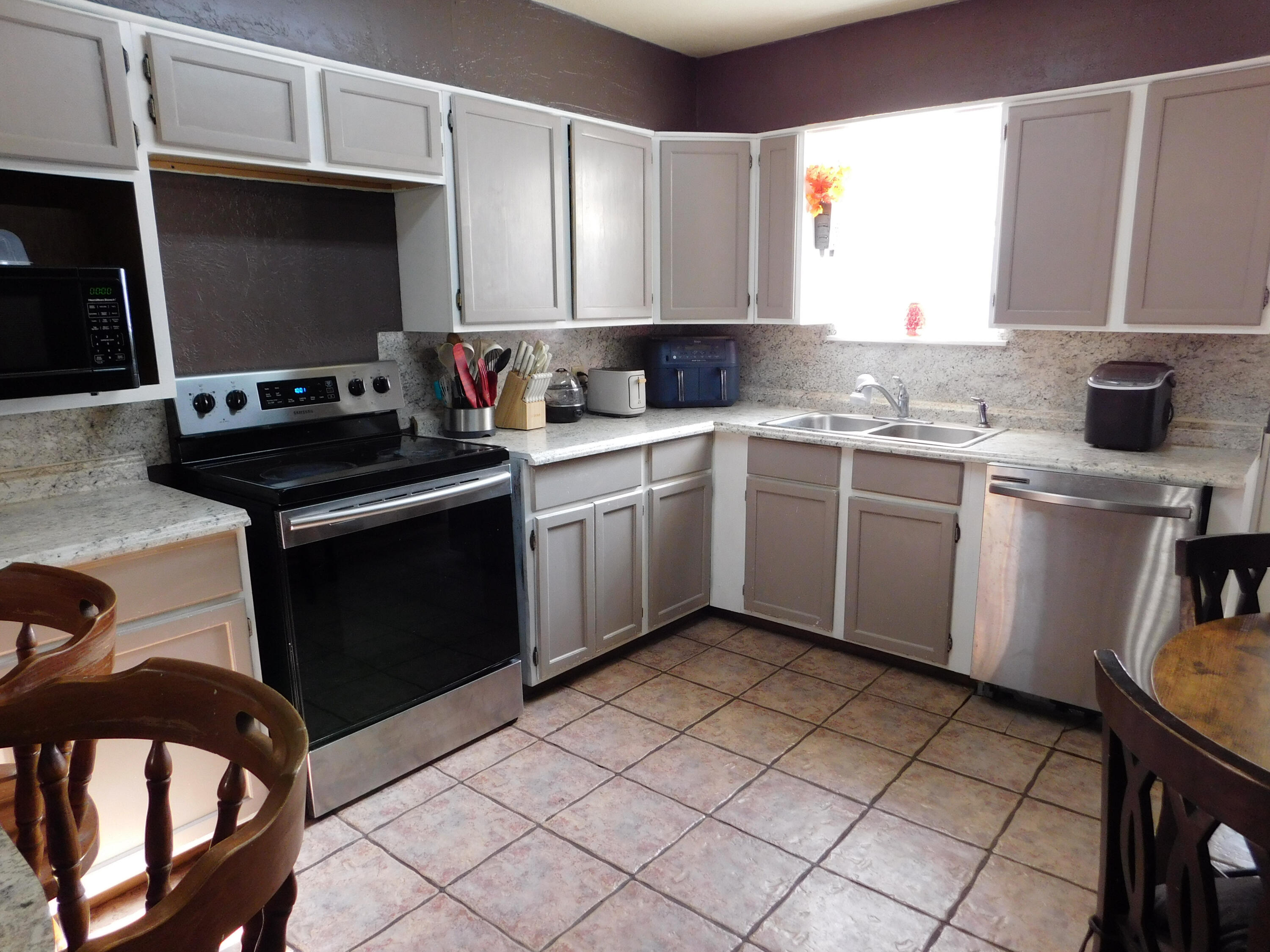 415 West 6th Street Muleshoe, TX 79347 - Photo 8 of 24 DSCN2204